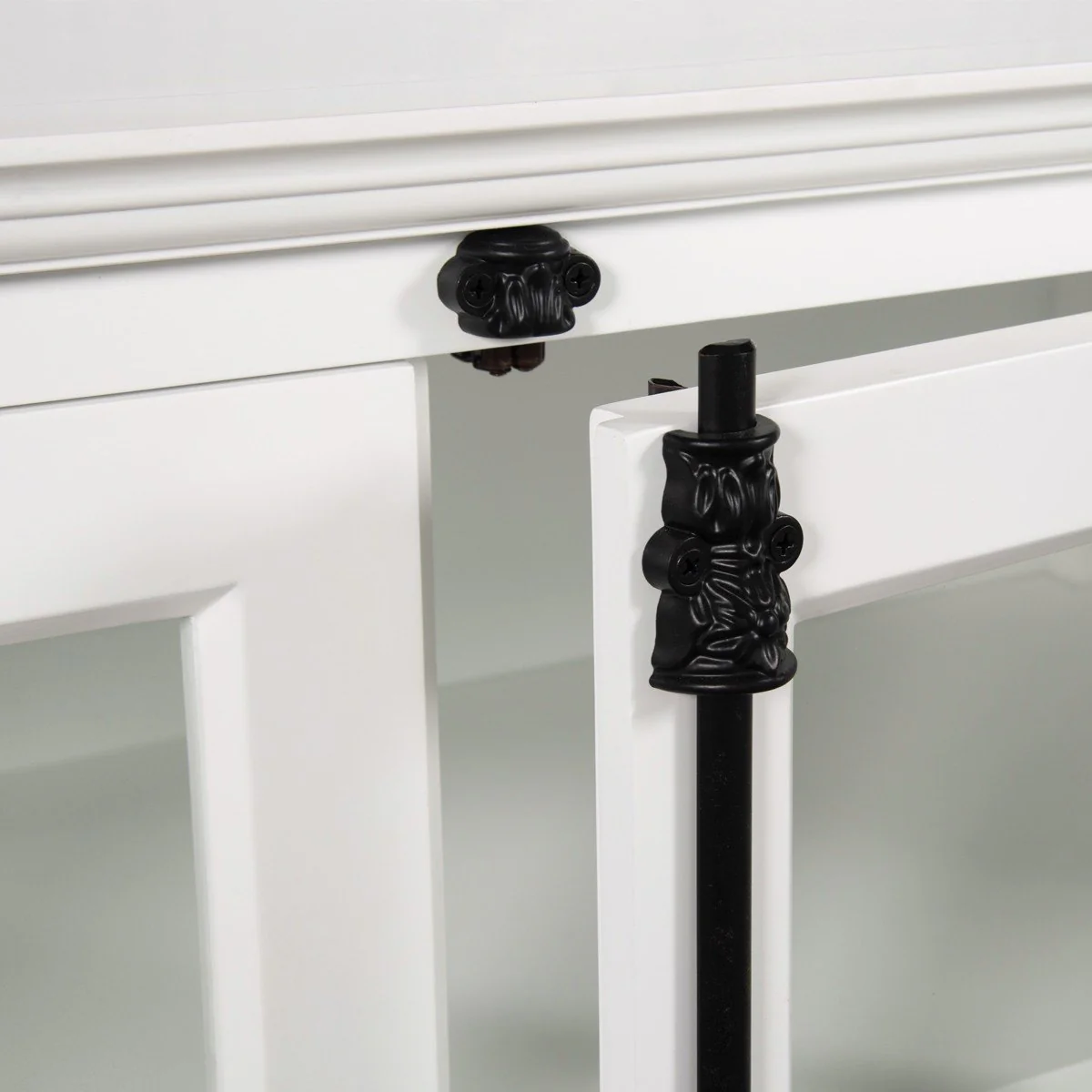 French Provincial Casement TV Entertainment Unit - Image 7