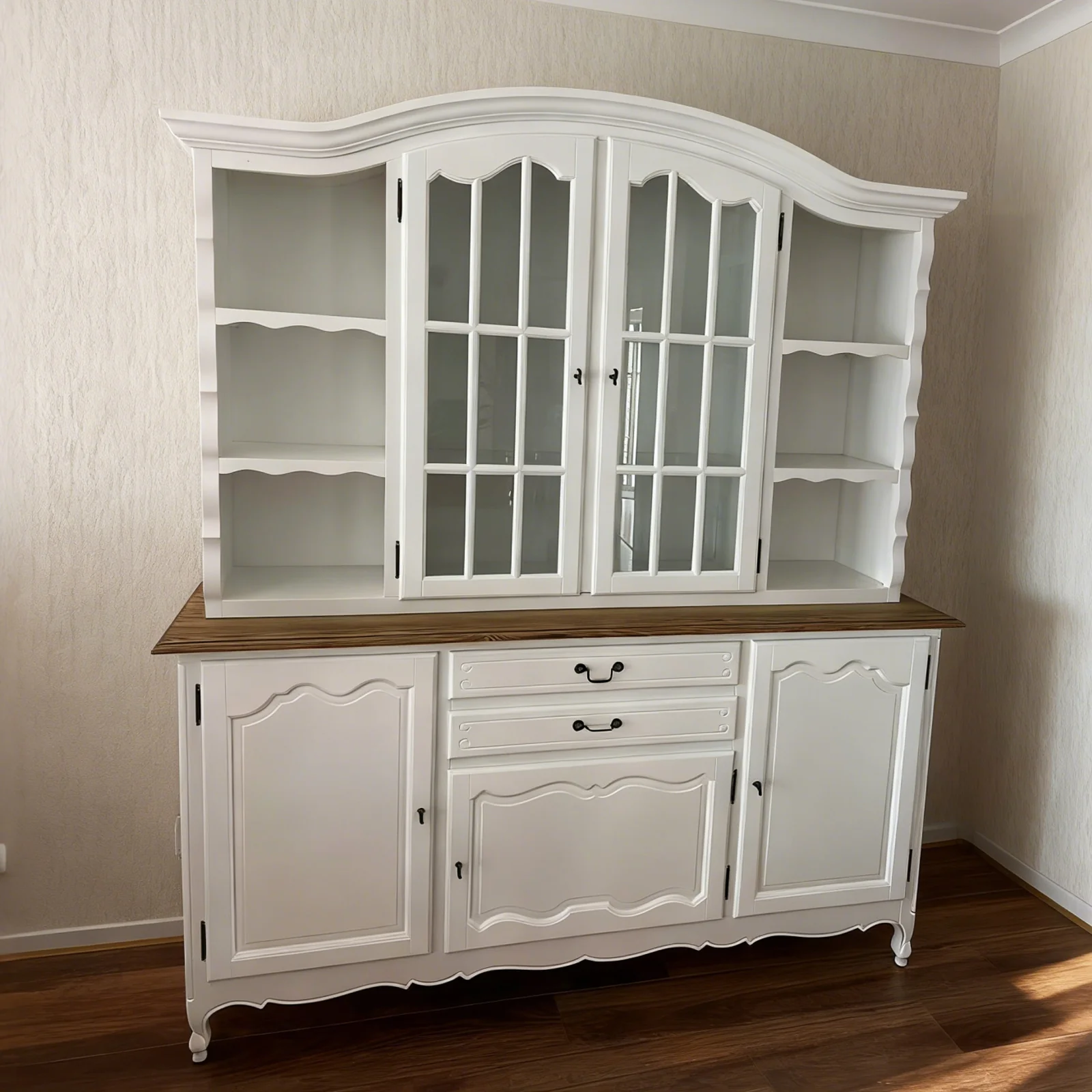 French Provincial Louis Glass Display Buffet and Hutch Kitchen Dresser Cabinet - Image 14