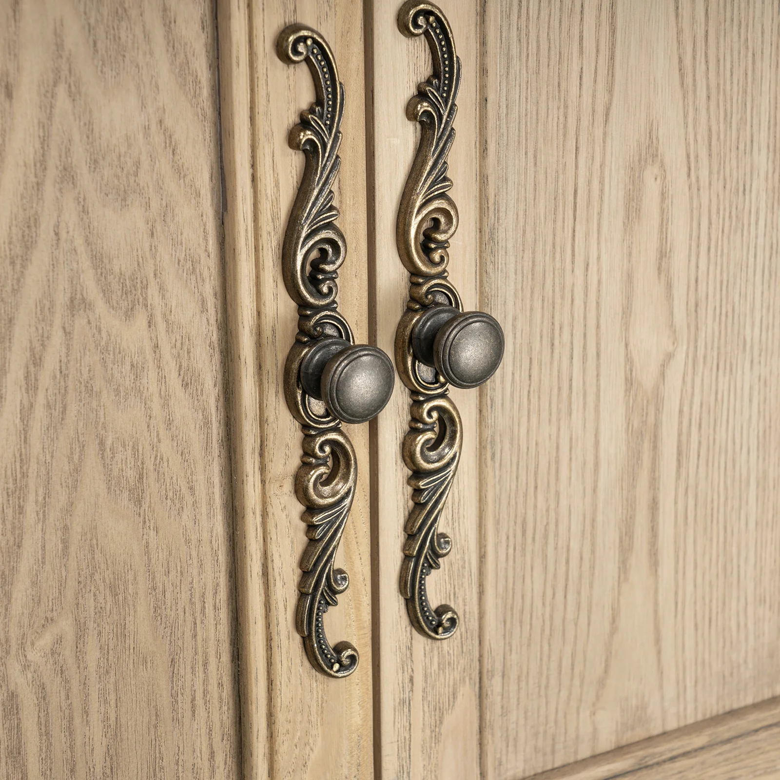 French Provincial Provence Sideboard Buffet - Image 14