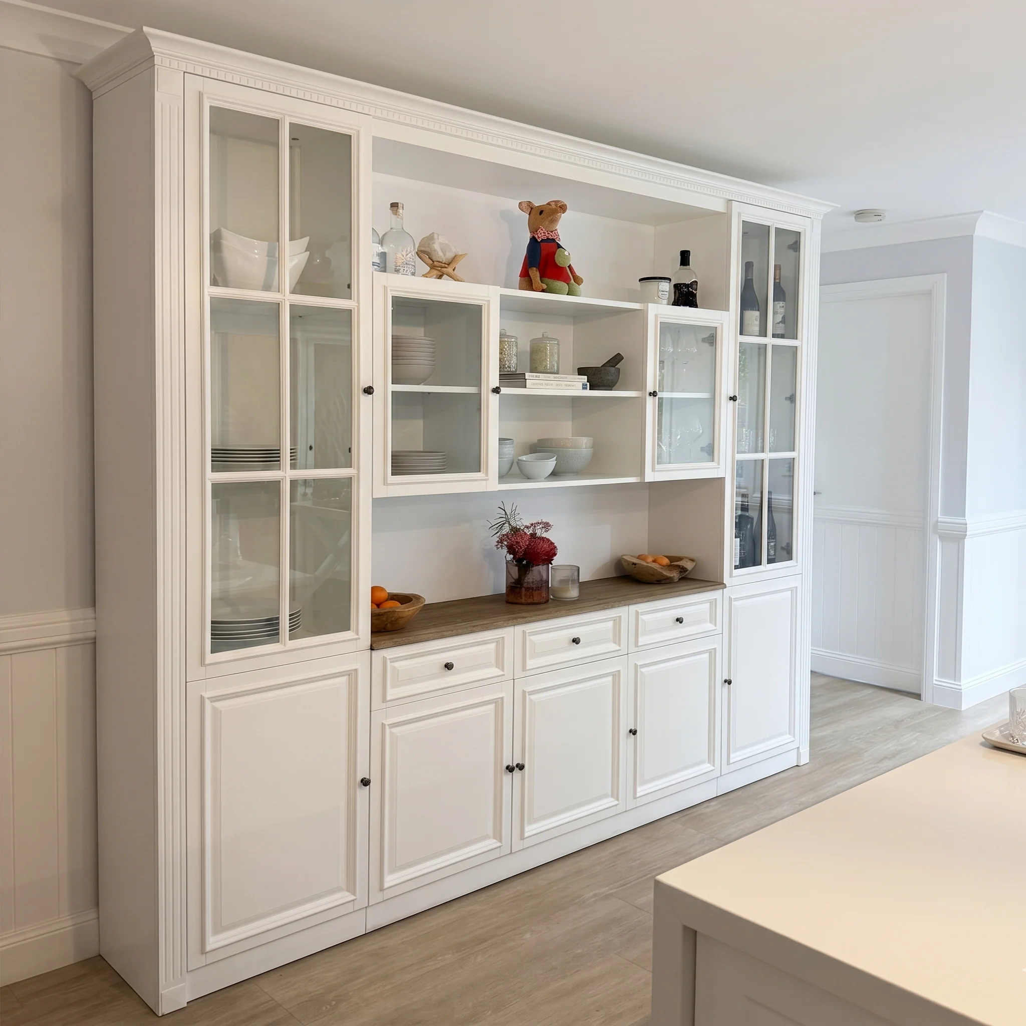 Hamptons Library Wall Unit Modular Buffet and Hutch Glass Cabinet with Cupboard in White with Natural Top - Image 8