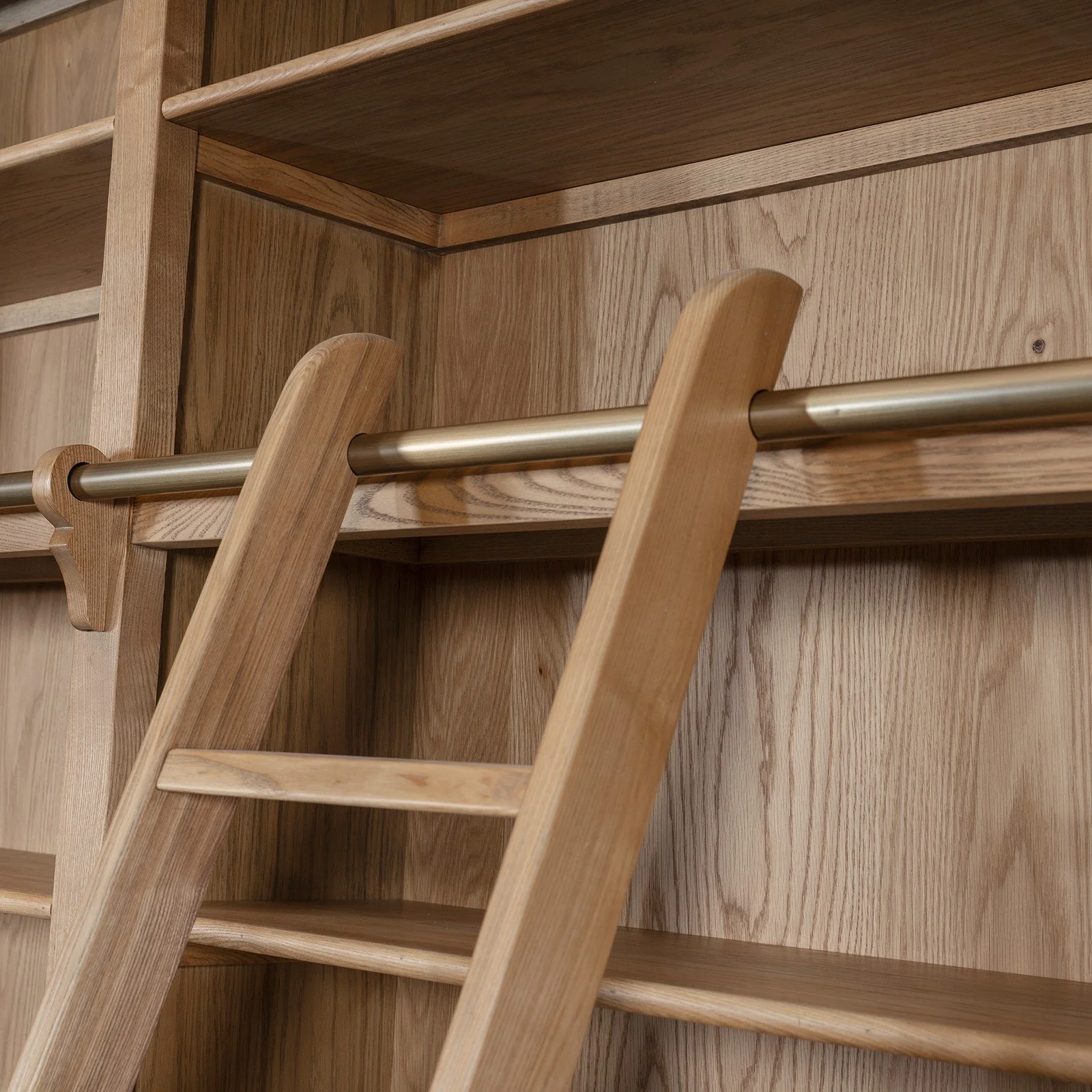 Hamptons Coastal Natural Ash Open Double Buffet and Hutch Bookcase with Ladder - Image 8