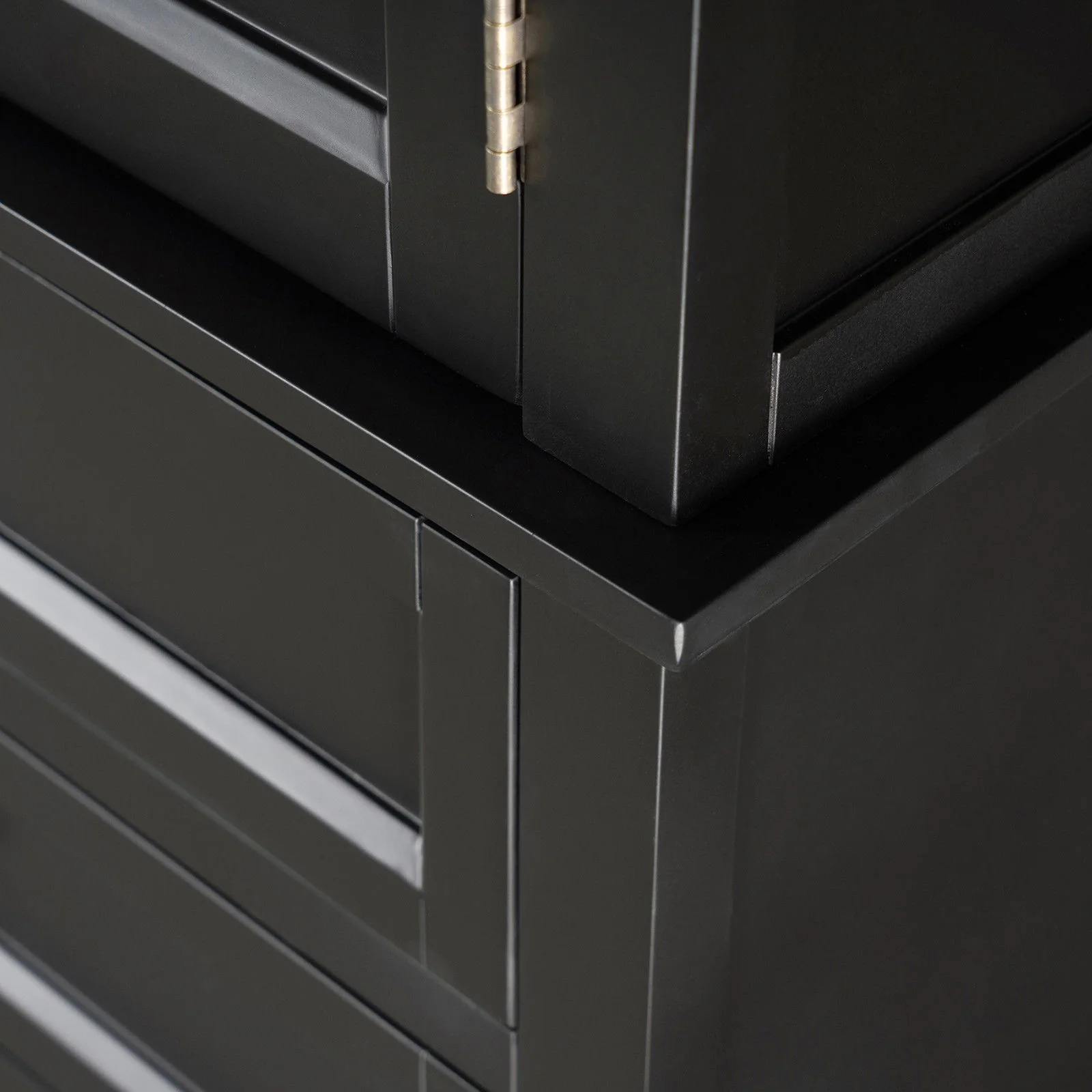 Hamptons Halifax 6 Drawer Wardrobe - Image 10