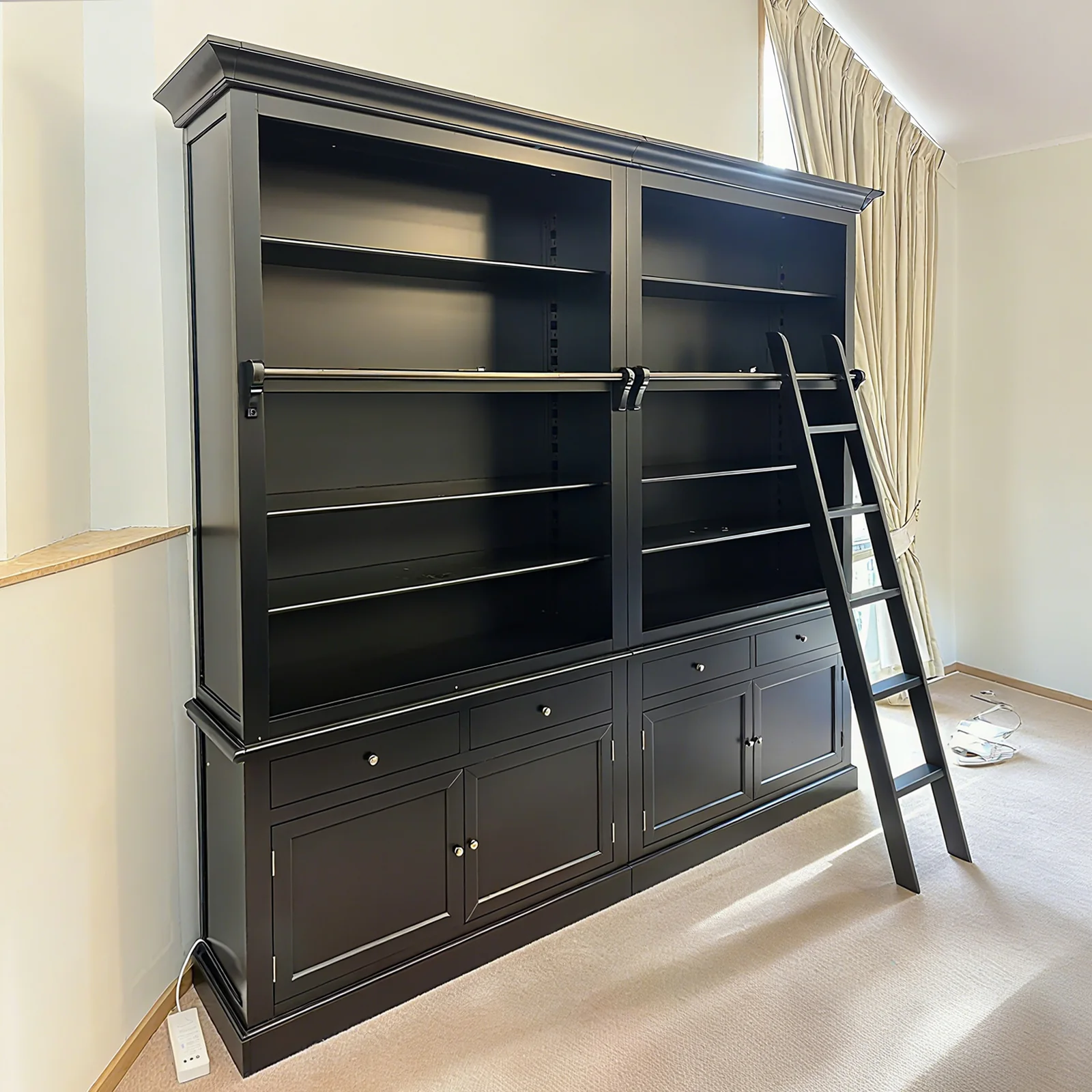 Hamptons Halifax Open Extendable Bookcase with Ladder 486-604cm - Image 38
