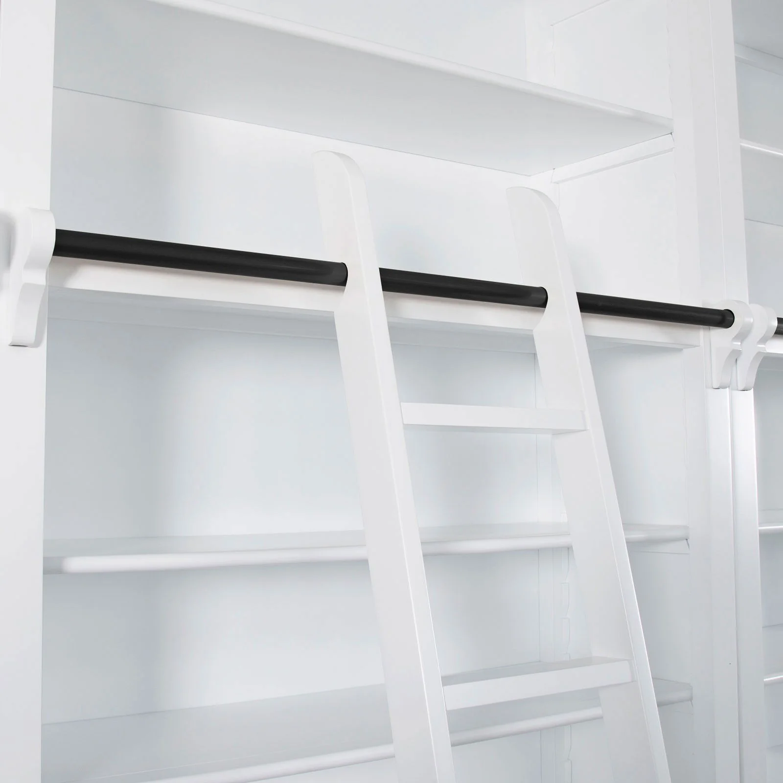 Hamptons Halifax Open Extendable Bookcase with Ladder 486-604cm - Image 9