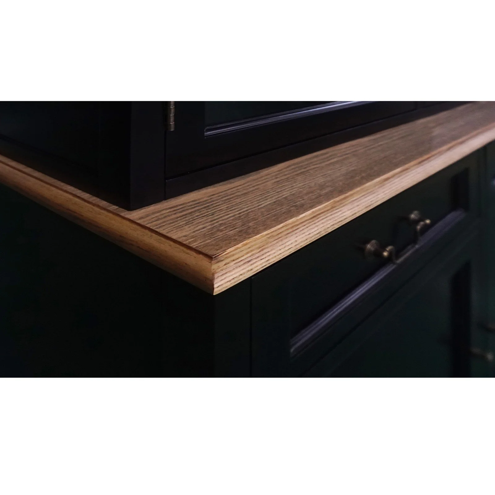 Hamptons Sorrento Buffet and Hutch Glass Display Bookcase - Image 22